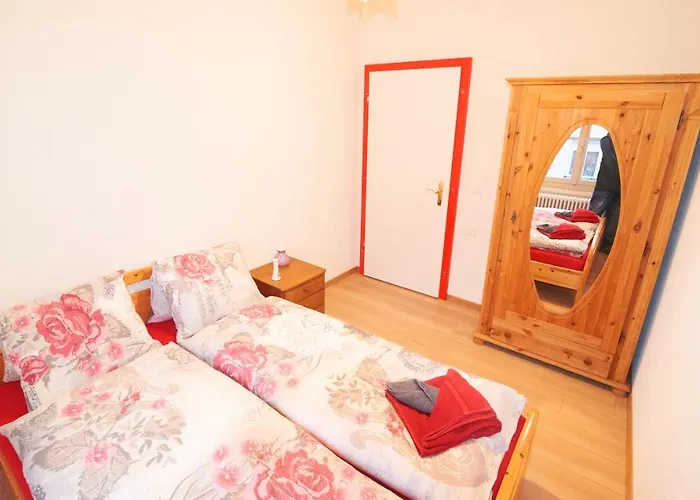 페라리 아파트먼트 *