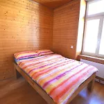 Ferrari Apartamento Entrelagos